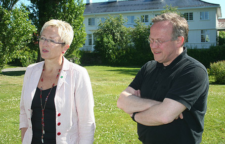 – Bøndene og Sp tener på brotet
