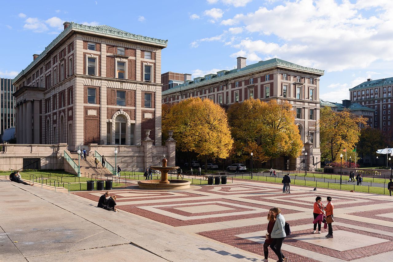 Færre internasjonale studentar vel no å reisa til USA. Her frå Columbia University i New York. Foto: King of Hearts/Wikimedia Commons