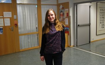 – Denne helga var eg ikkje på kontoret, men utanom det har eg vore her minst ein dag kvar helg. Då er eg ikkje åleine, seier stipendiat Rebekka Åsnes Sagild. Rebekka Åsnes Sagild