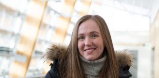 Emilie Erdal er nøgd med å vite kva ho skal etter vidaregåande. Foto: Beate Haugtrø