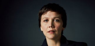 Maggie Gyllenhaal fekk i 2015 ein Golden Globe for si rolle som Nessa Stein i BBC-serien The Honourable Woman. Snart debuterer ho som manusforfattar og regissør. Foto: Des Willie, BBC