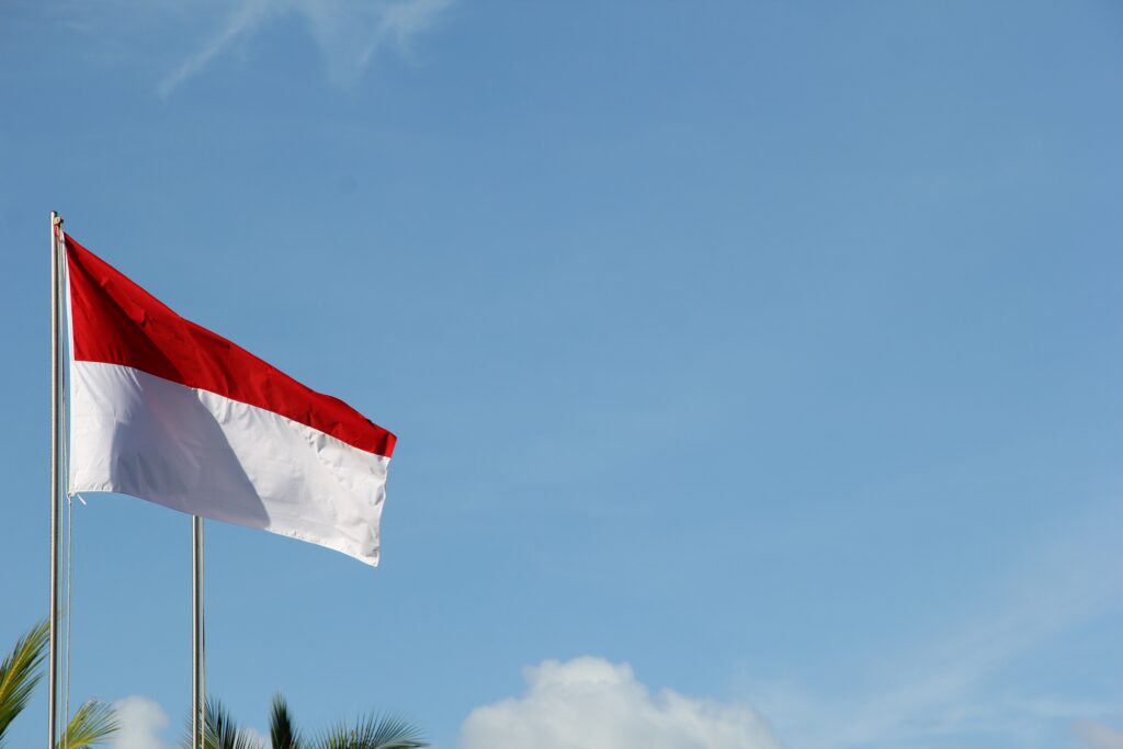 Det raude og kvite indonesiske flagget
