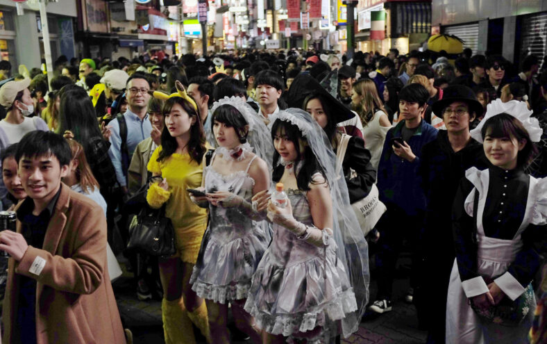 Menneske i kostyme i Shibuya i Tokyo